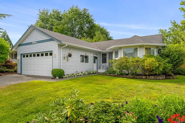 1413 Canso Ave, Comox BC V9M 3C3 - 3 bed, 2 bath property for sale in Comox