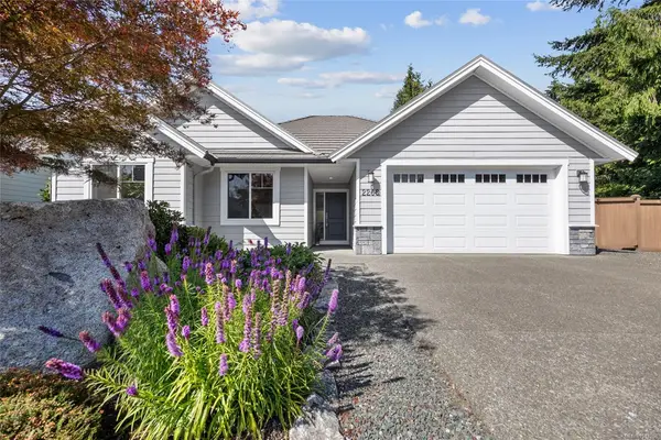 2266 Idiens Way, Courtenay BC V9M 1J4 - 3 bed, 2.0 bath in Courtenay