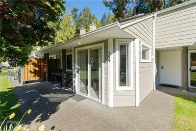 1135 Resort Dr #24, Parksville BC V9P 2T6