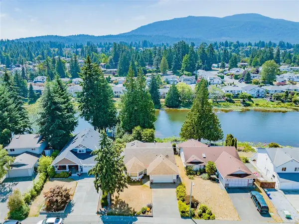 2145 Michigan Way, Nanaimo BC V9R 5K3 - 3 bed, 2.0 bath in Nanaimo