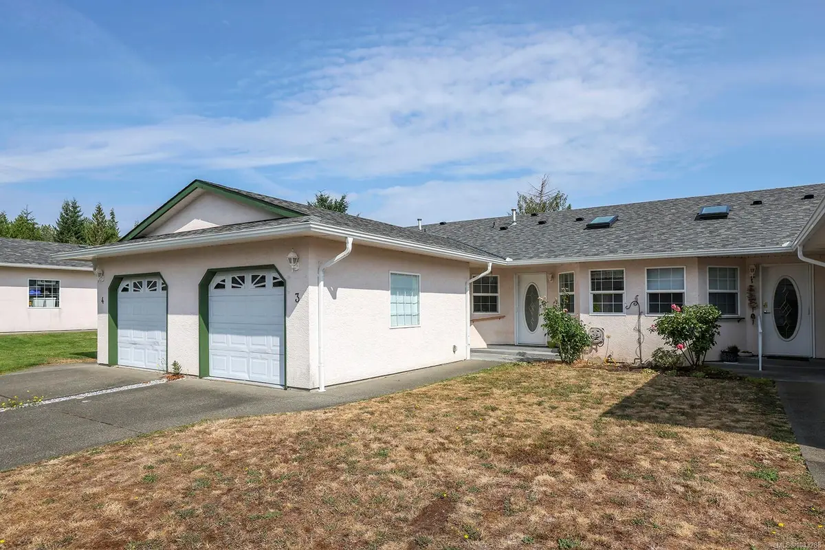 3355 First St #3, Cumberland BC V0R 1S0