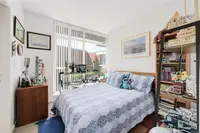 View 25