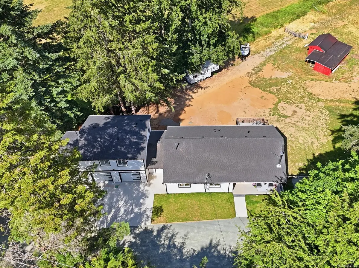 5905 Menzies Rd, Duncan BC V9L 6J9