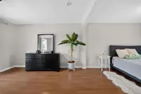 View 16