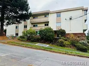 1597 Midgard Ave #303, Saanich BC V8P 2Y2 - 1 bed, 1.0 bath in Saanich