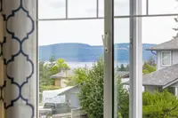 View 16