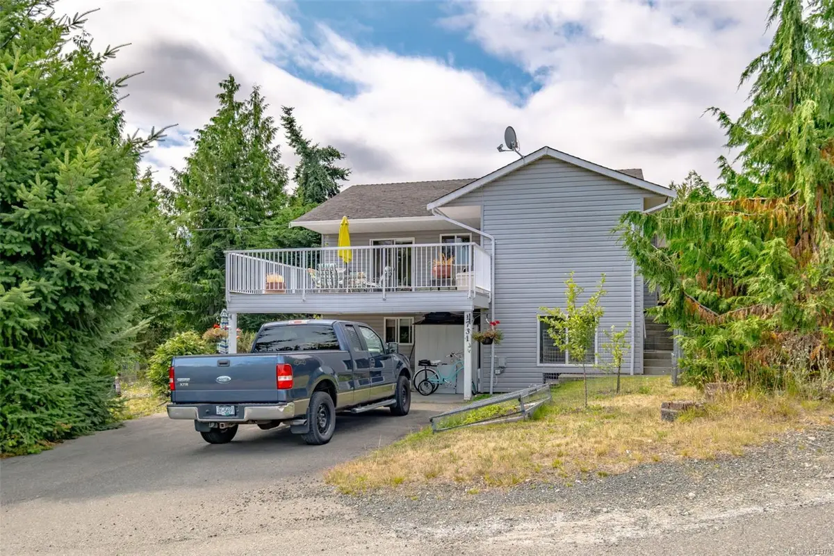 1731 Dar's Pl, Qualicum Beach BC V9K 2S3