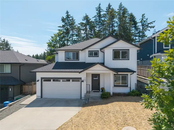 107 Evelyn Pl, Nanaimo BC V9X 1A1 - 5 bed, 3.0 bath in Nanaimo