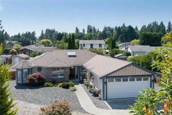 1332 Chesterton Pl, French Creek BC V9P 1W9 - 3 bed, 2.0 bath in French Creek