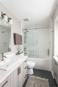 View 24
