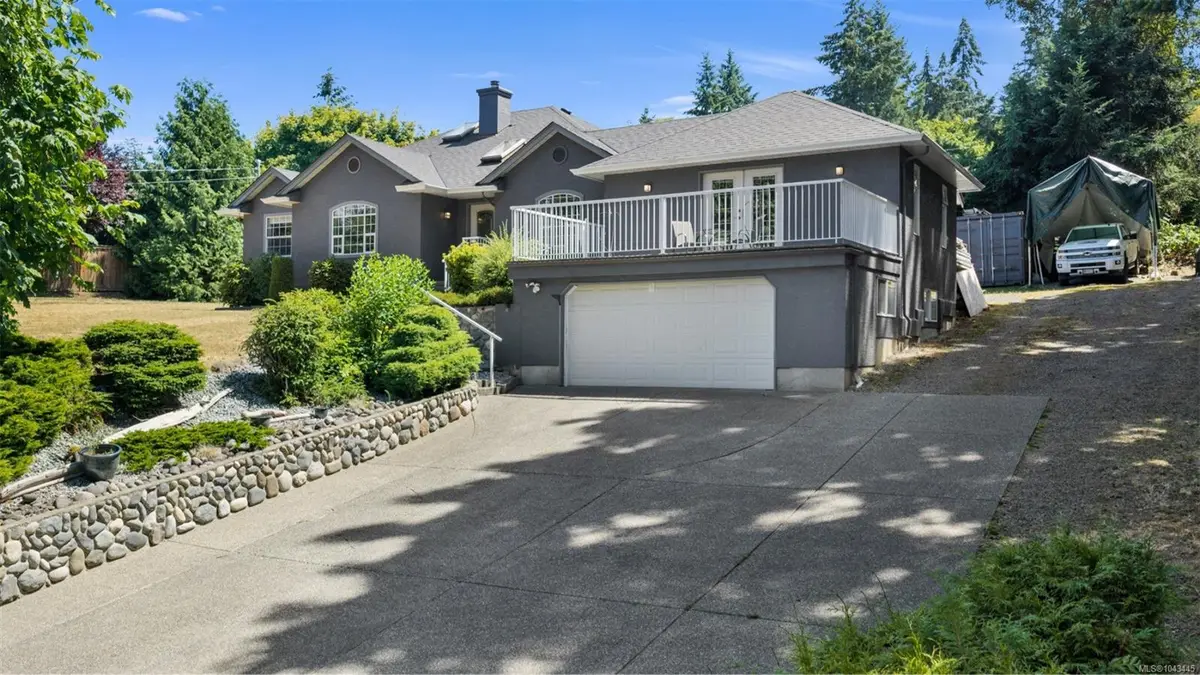 1406 Donnay Dr, Duncan BC V9L 5R4