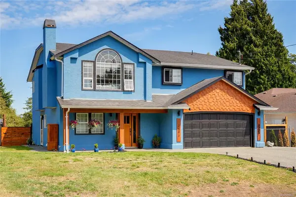 2103 Amethyst Way, Sooke BC V9Z 0M2 - 6 bed, 3.0 bath in Sooke