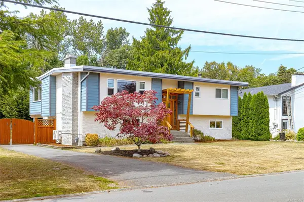 9480 Maryland Dr, Sidney BC V8L 2R6 - 5 bed, 2.0 bath in Sidney
