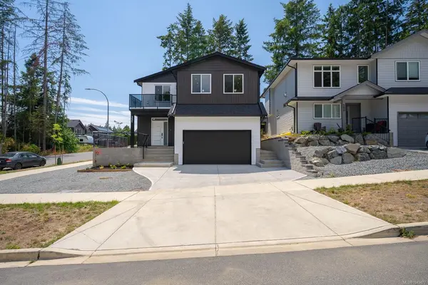 351 Avaani Way, Nanaimo BC V9R 4J5 - 6 bed, 4.0 bath in Nanaimo