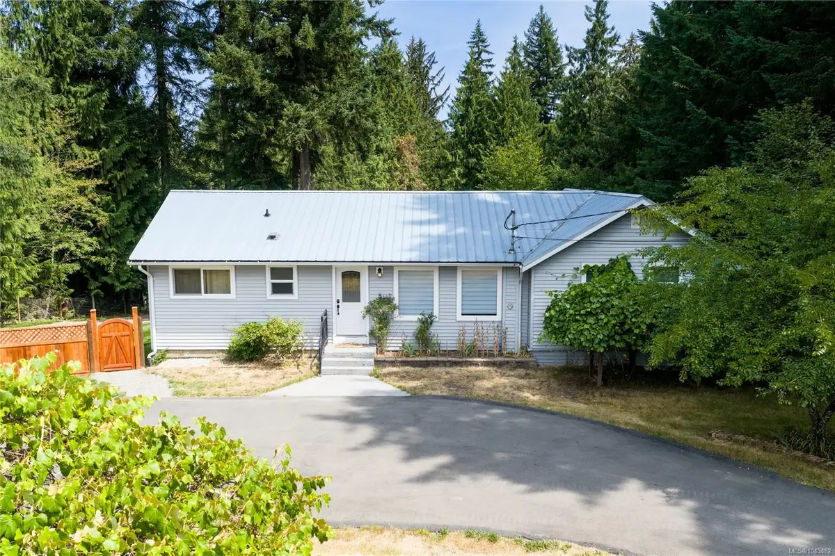 3115 Rinvold Rd, Hilliers BC V9K 1X3