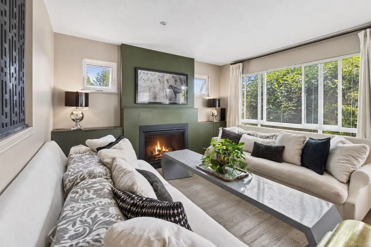5969 Waterton Dr, Nanaimo BC V9T 6A9
