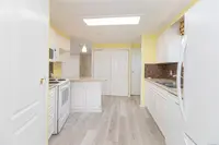 View 10