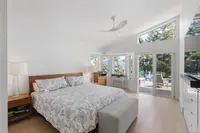 View 16