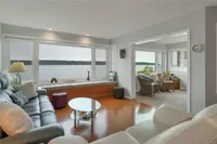 View 10