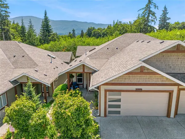 4153 Emerald Woods Pl, Nanaimo BC V9T 0K6 - 4 bed, 3 bath in Nanaimo