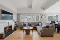 View 10