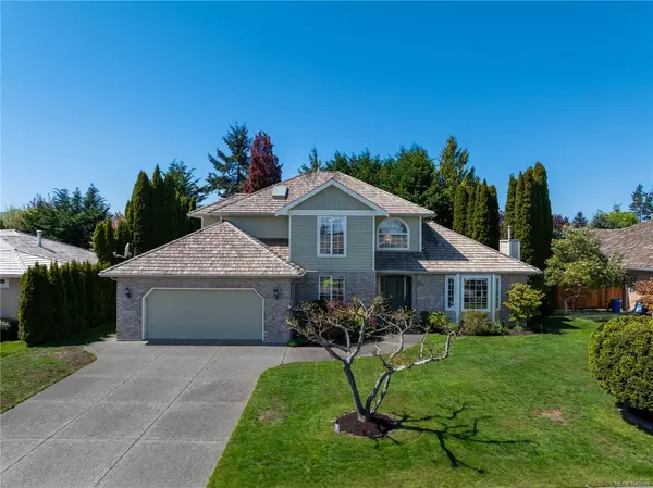 729 Crown Isle Dr, Courtenay BC V9N 8R5 - 4 bed, 3.0 bath in Courtenay
