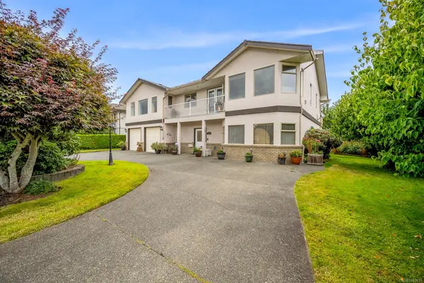 1564 Trumpeter Cres SW, Courtenay BC V9N 8W6 - 5 bed, 4 bath property for sale in Courtenay