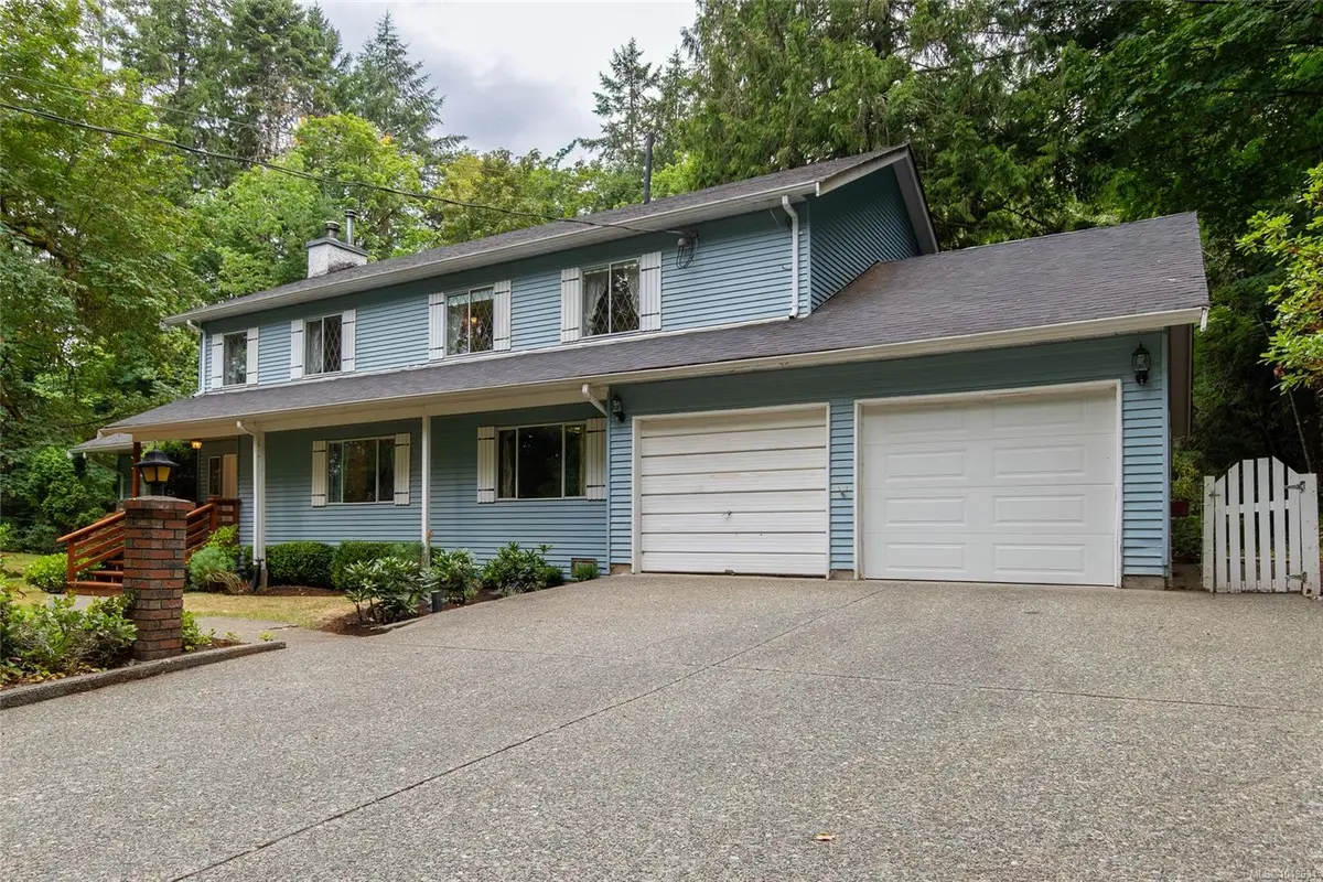 5262 Winchester Rd, Duncan BC V9L 6G4
