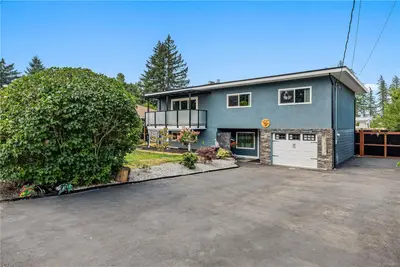 430 Elizabeth Rd, Campbell River BC V9W 3R2