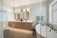 View 32