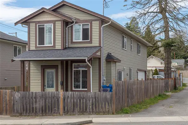 144 Victoria Rd, Nanaimo BC V9R 4P5 - 3 bed, 3.0 bath in Nanaimo