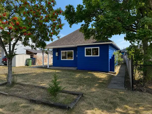 4586 Beale St, Port Alberni BC V6T 1P5 - 3 bed, 1.0 bath in Port Alberni