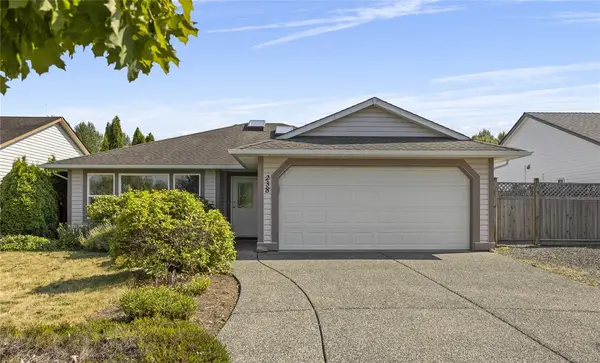 238 Strawberry Cres, Parksville BC V9P 2W7 - 3 bed, 2.0 bath in Parksville