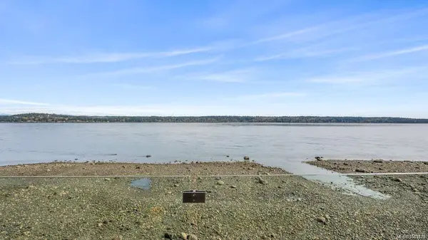 523 Island Hwy #12, Campbell River BC V9W 2B9 - 2 bed, 2.0 bath in Campbell River