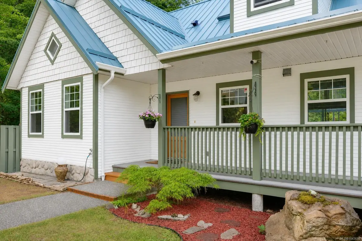 6560 Nevilane Dr, Duncan BC V9L 5S4