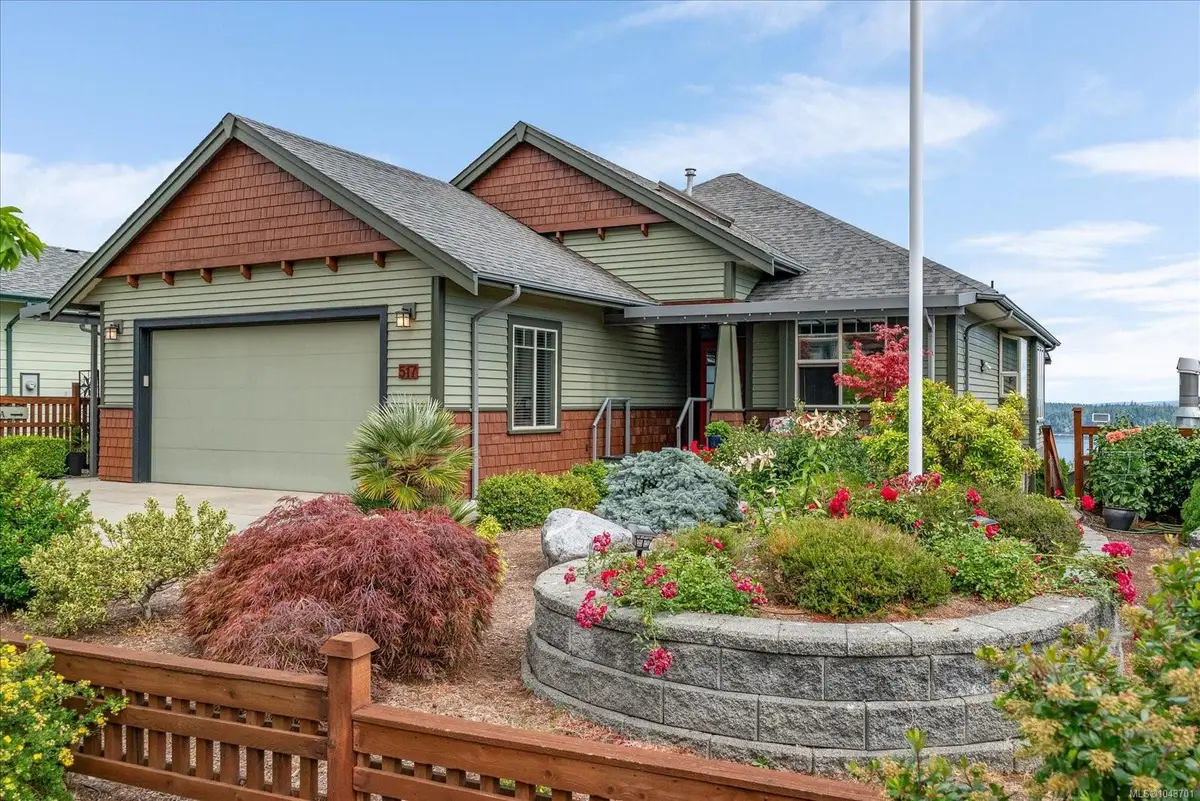 517 Douglas St, Ladysmith BC V9G 2B9