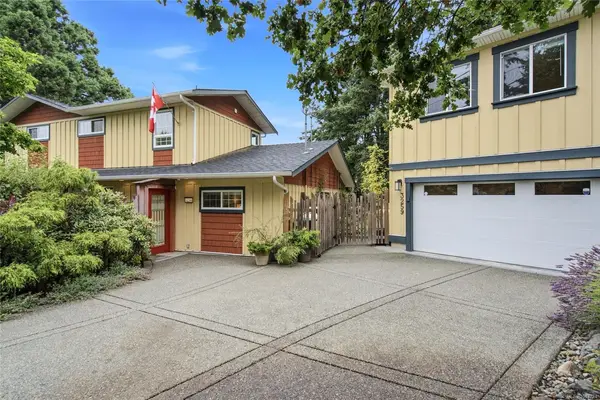 3259 Dolphin Dr, Nanoose Bay BC V9P 9J1 - 4 bed, 4.0 bath in Nanoose Bay