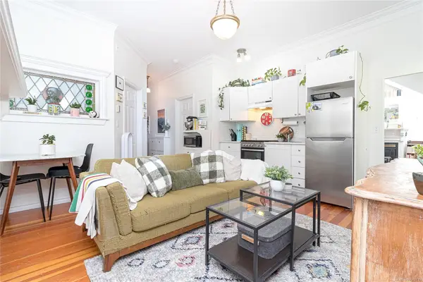 1120 Richardson St #102, Victoria BC V8V 3C8 - 1 bed, 1.0 bath in Victoria