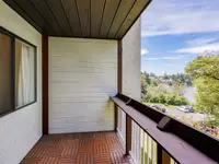 View 16