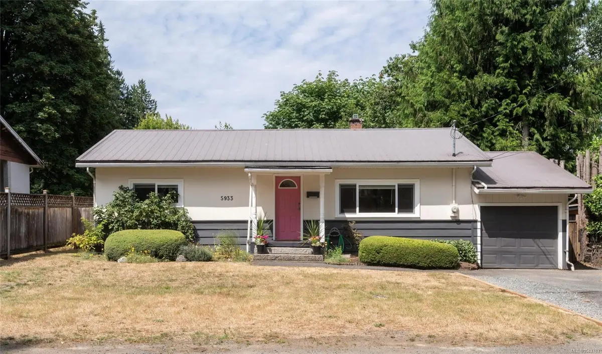 5933 Deuchars Dr, Duncan BC V9L 1L5