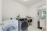 View 24