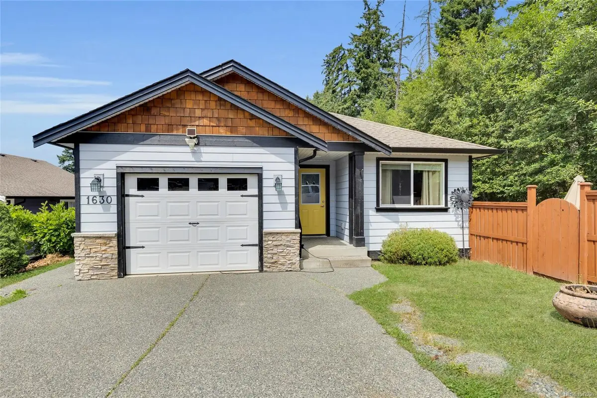 1630 Kristin Way, Shawnigan Lake BC V8H 2H8