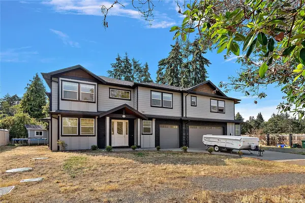 2908 Adye Rd, Colwood BC V9B 2G6 - 4 bed, 4.0 bath in Colwood
