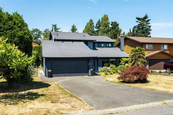 181 White Pine Rd, View Royal BC V9B 5E1 - 5 bed, 3.0 bath in View Royal