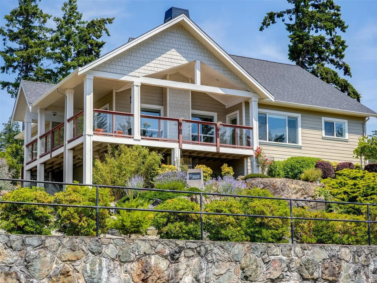 2125 Erinan Blvd, Sooke BC V9Z 1M8