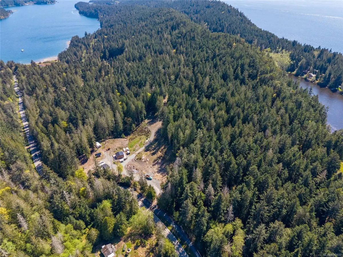 4805 Schooner Way, Pender Island BC V0N 2M2