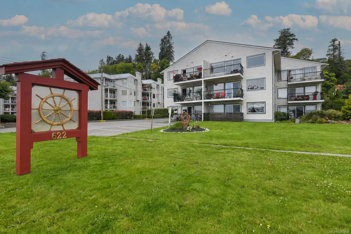 622 Island Hwy S #104, Campbell River BC V9H 1T8