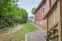 View 32