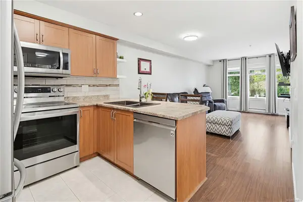 663 Goldstream Ave #205, Langford BC V9B 2W9 - 2 bed, 2.0 bath in Langford