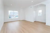 View 10